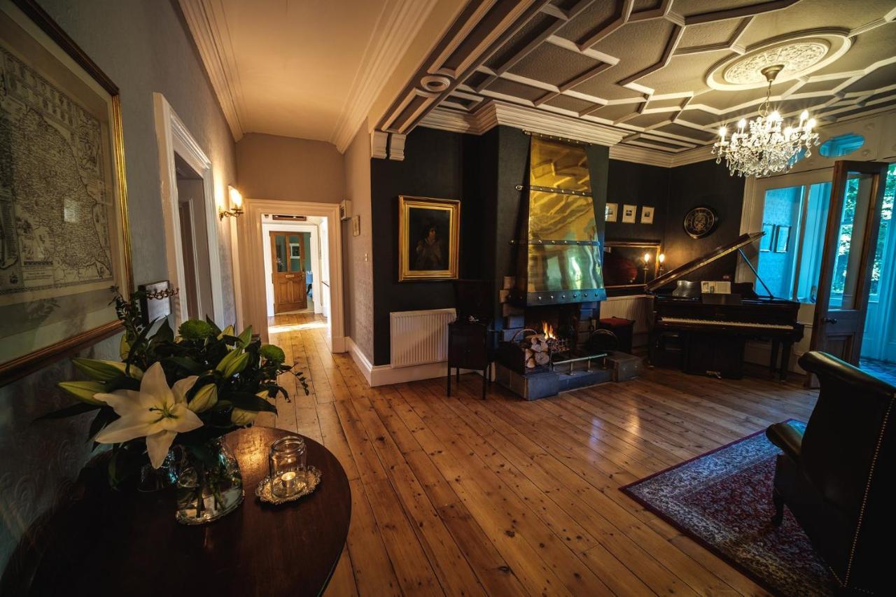Bed and Breakfast West Layton Manor à Richmond  Extérieur photo